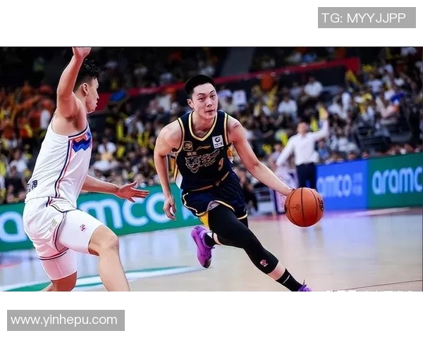 CBA激战广东男篮对决新疆男篮精彩瞬间回顾与赛后分析