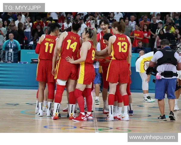 中国女篮与美国女篮精彩对决录像回放分析与精彩瞬间集锦