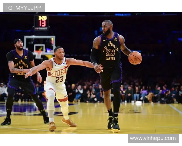 太阳与湖人季后赛首战精彩回顾与分析展望