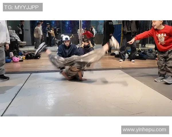 广州街舞队在攀岩联赛中的技术表现分析与精彩瞬间回顾MBA