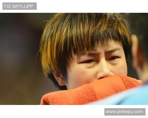 2017年丁宁与陈梦激战乒乓球赛场巅峰对决的精彩瞬间回顾与分析 2017年丁宁与陈梦激战乒乓球赛场巅峰对决的精彩瞬间回顾与分析