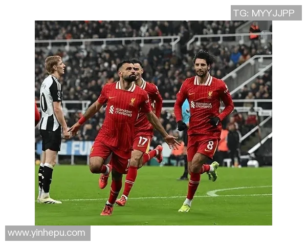 切尔西与利物浦激战正酣谁能在英超赛场上笑到最后 切尔西与利物浦激战正酣谁能在英超赛场上笑到最后