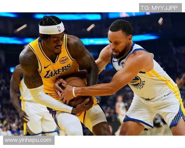 勇士与热火总决赛精彩录像回顾重温巅峰对决的激情与荣耀