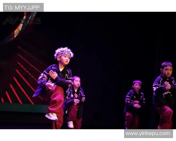 广州街舞队运营体系探秘:街舞战术与团队协作的完美结合 广州街舞队运营体系探秘:街舞战术与团队协作的完美结合