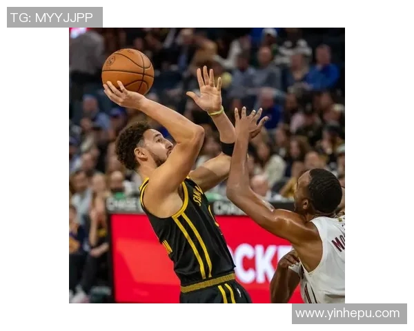 篮球明星CK的传奇之路与赛场背后的奋斗故事